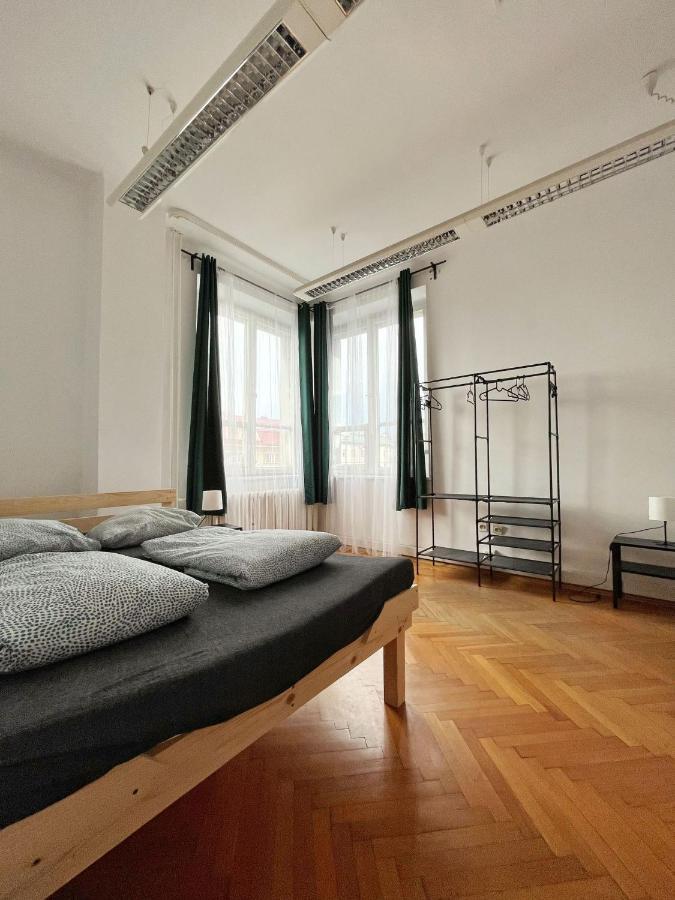 Nice View Rooms In Old Town Krakow Luaran gambar