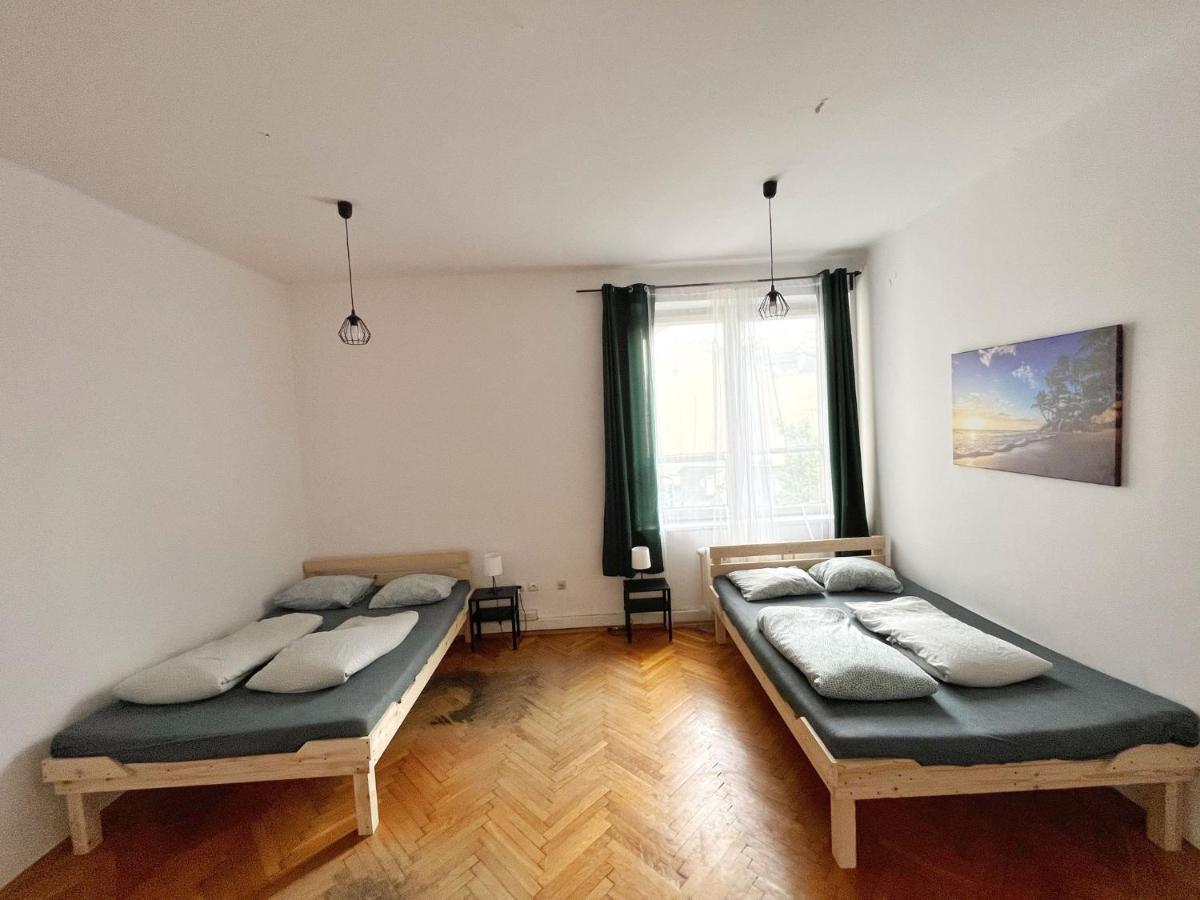 Nice View Rooms In Old Town Krakow Luaran gambar