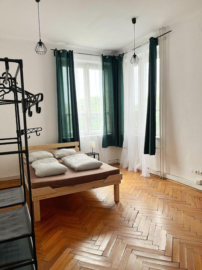 Nice View Rooms In Old Town Krakow Luaran gambar